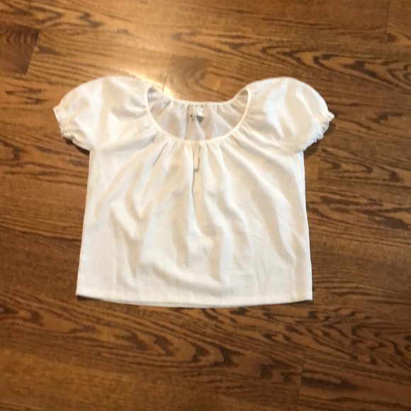white peasant top short sleeve